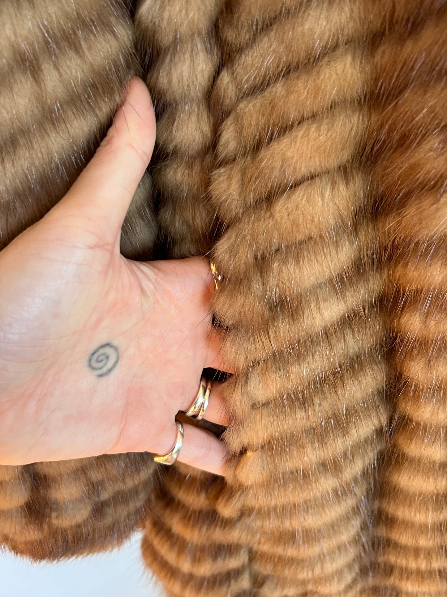 Fur Coat 028 (S/M)