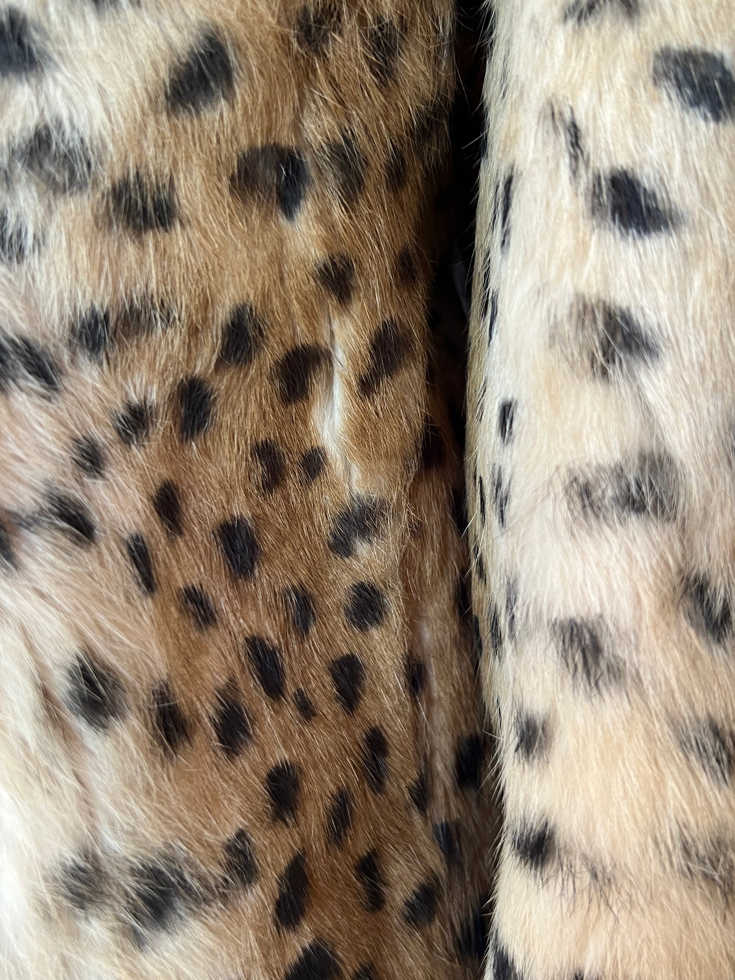 Fur Coat 026 (S/M)