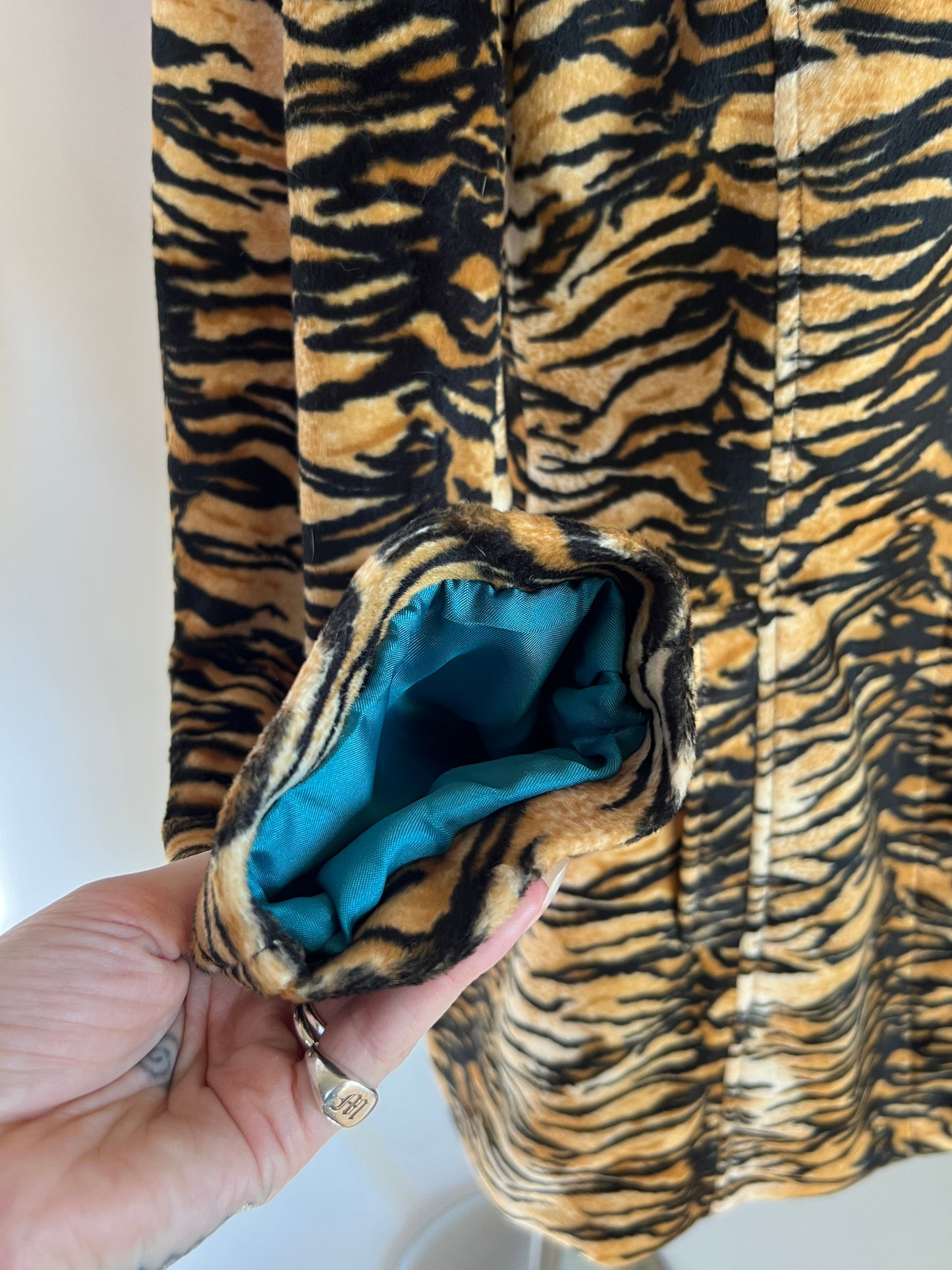 Faux Fur Coat 033 (S/M)