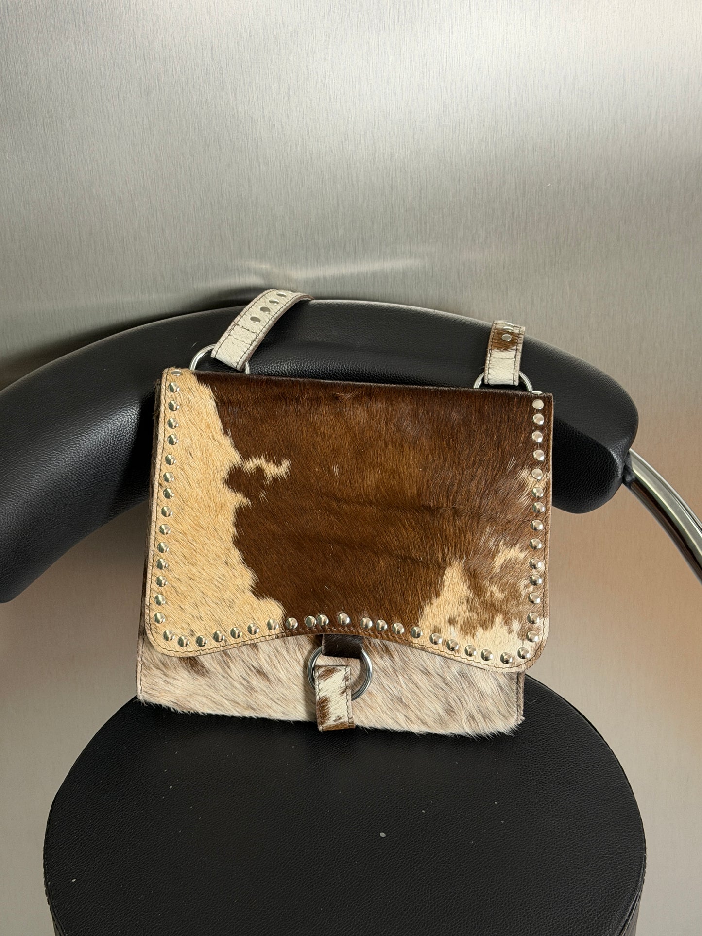 Cowhide 1/10