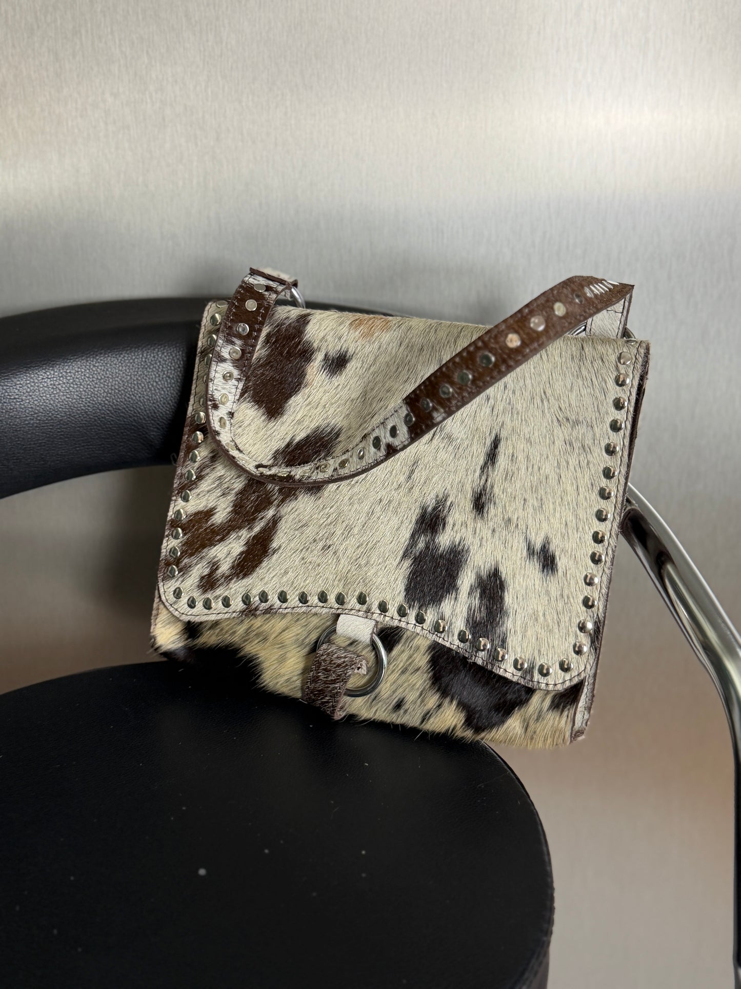 Cowhide 3/10
