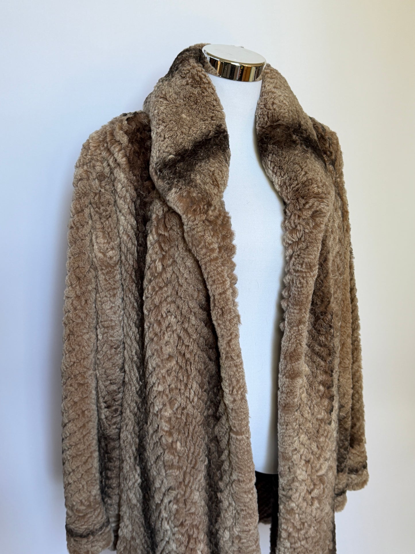 Fur Coat 045 (M/XL)