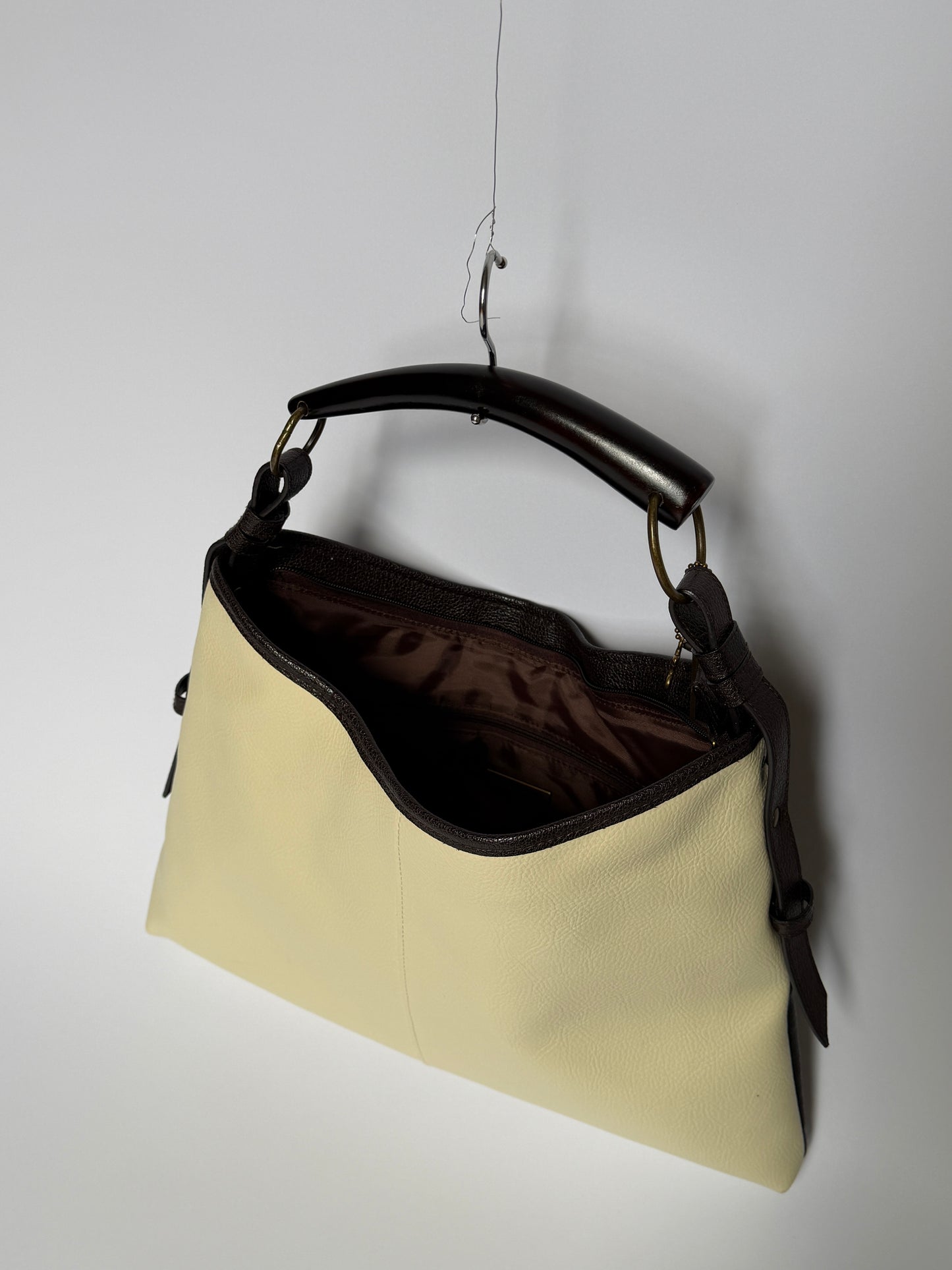 Two-Tone Leather Shoulder Bag w Horn Detail