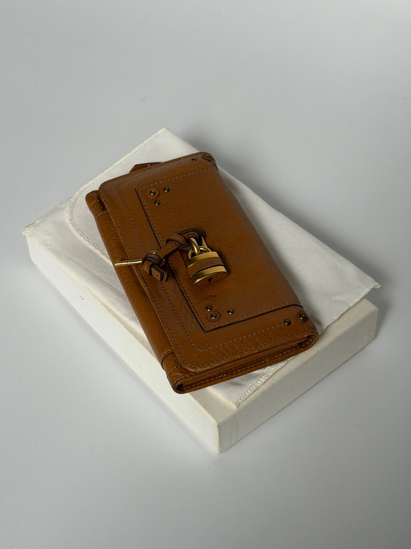 Chloe Paddington Wallet — Cognac
